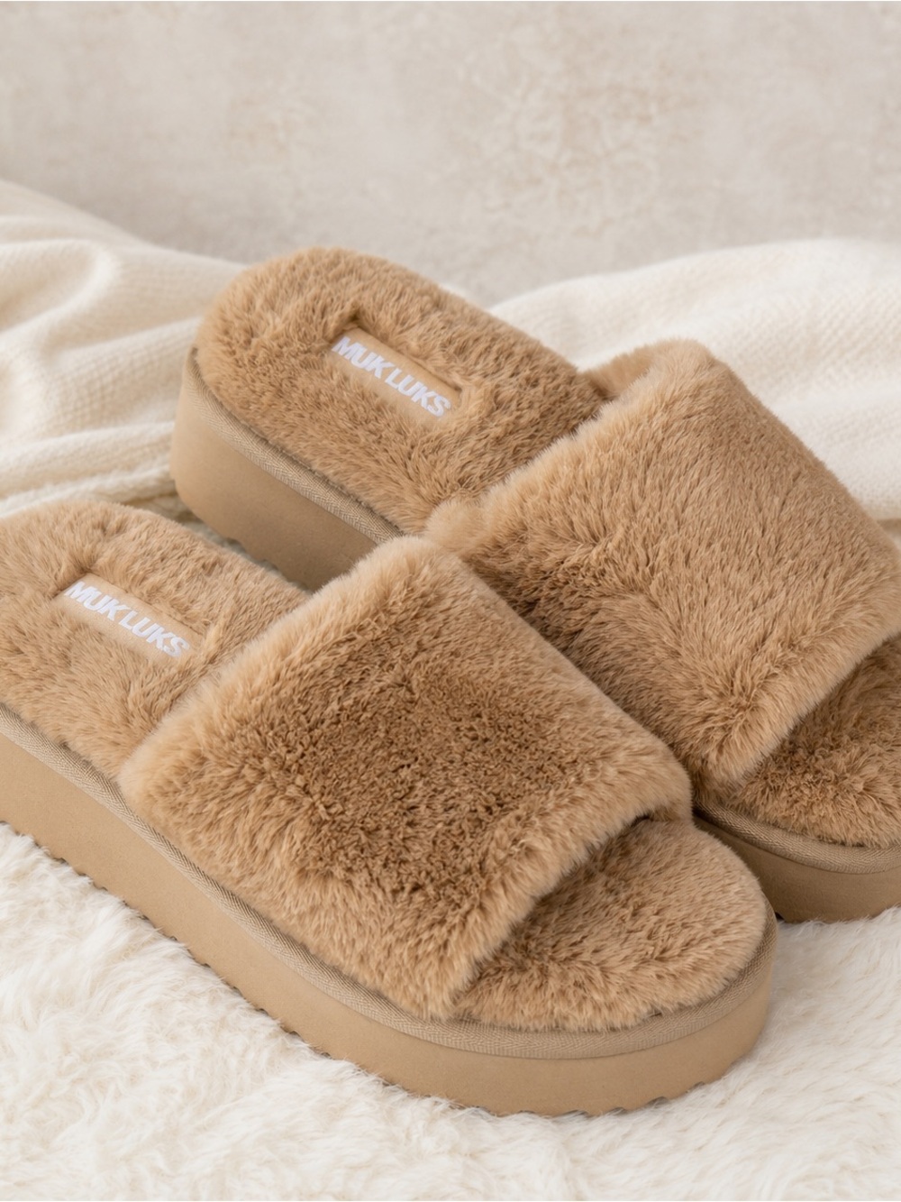 Muk Luks Women's Camel Faux Fur Slide Slippers
